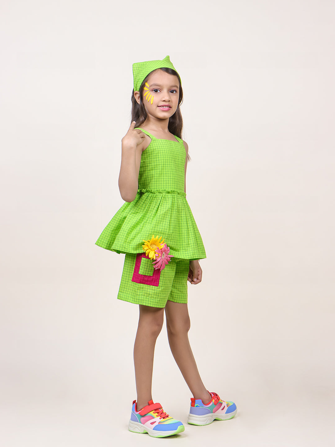 Girls Green Checks Cotton top & Shorts