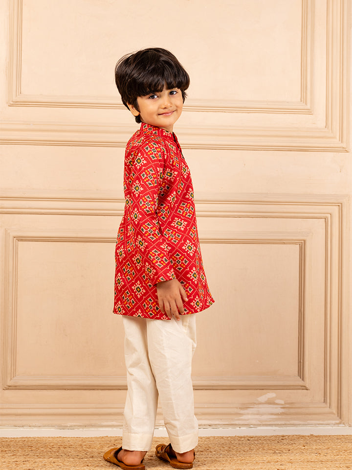 Boys Digital Patola Print Ethnic Kurta with White Pant (Set of 2)