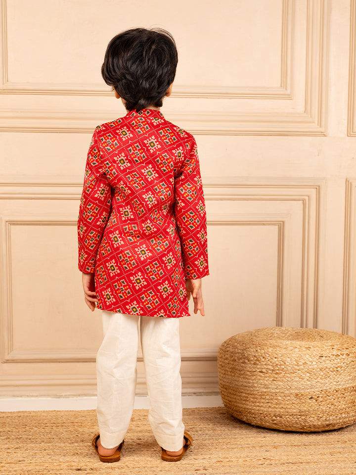 Boys Digital Patola Print Ethnic Kurta with White Pant (Set of 2)