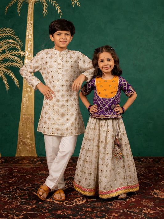 Boys Off White Kurta & Girls Mirror Work Lehenga Matching Set