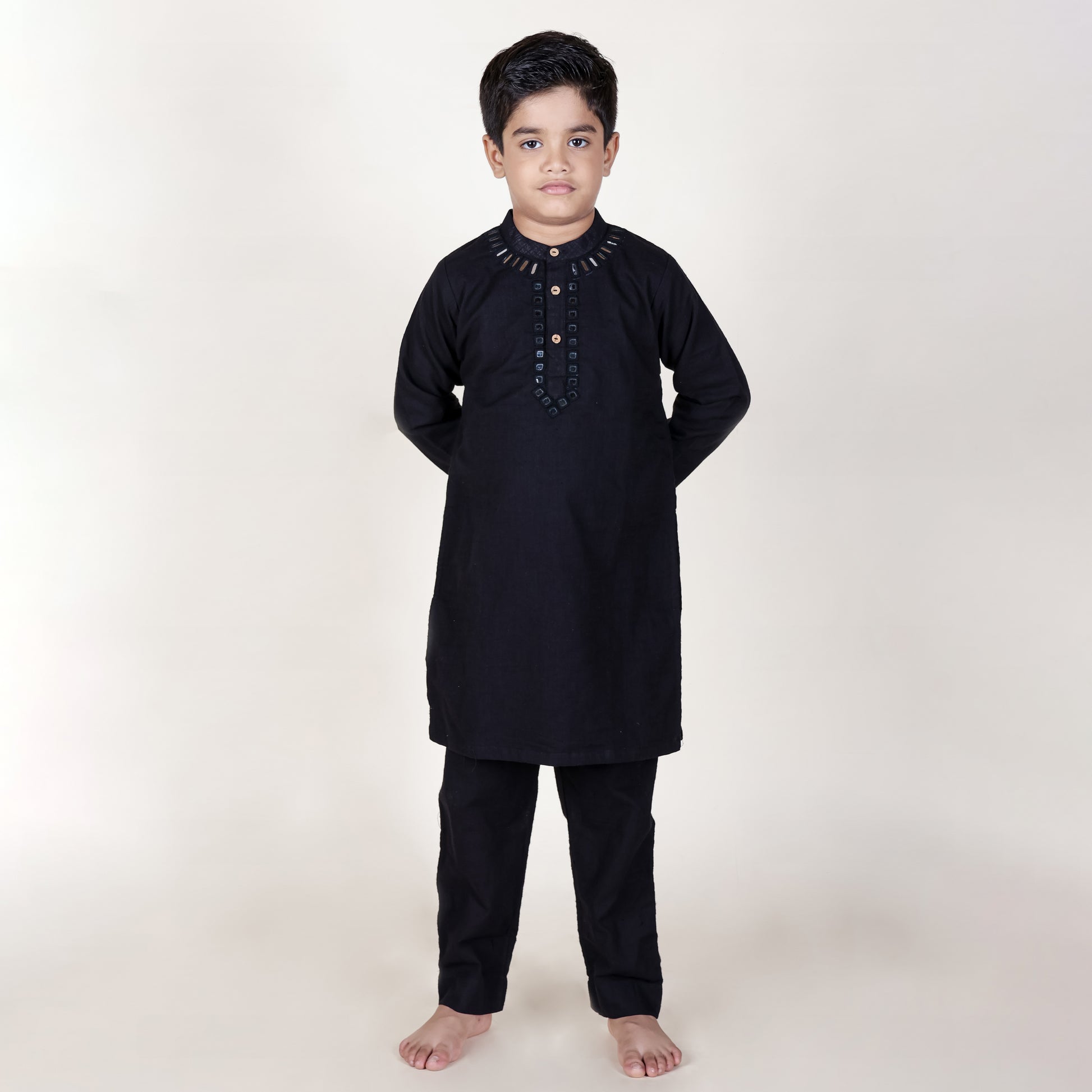 Boys Ethnic Black Hand-Mirror Kurta With Pant