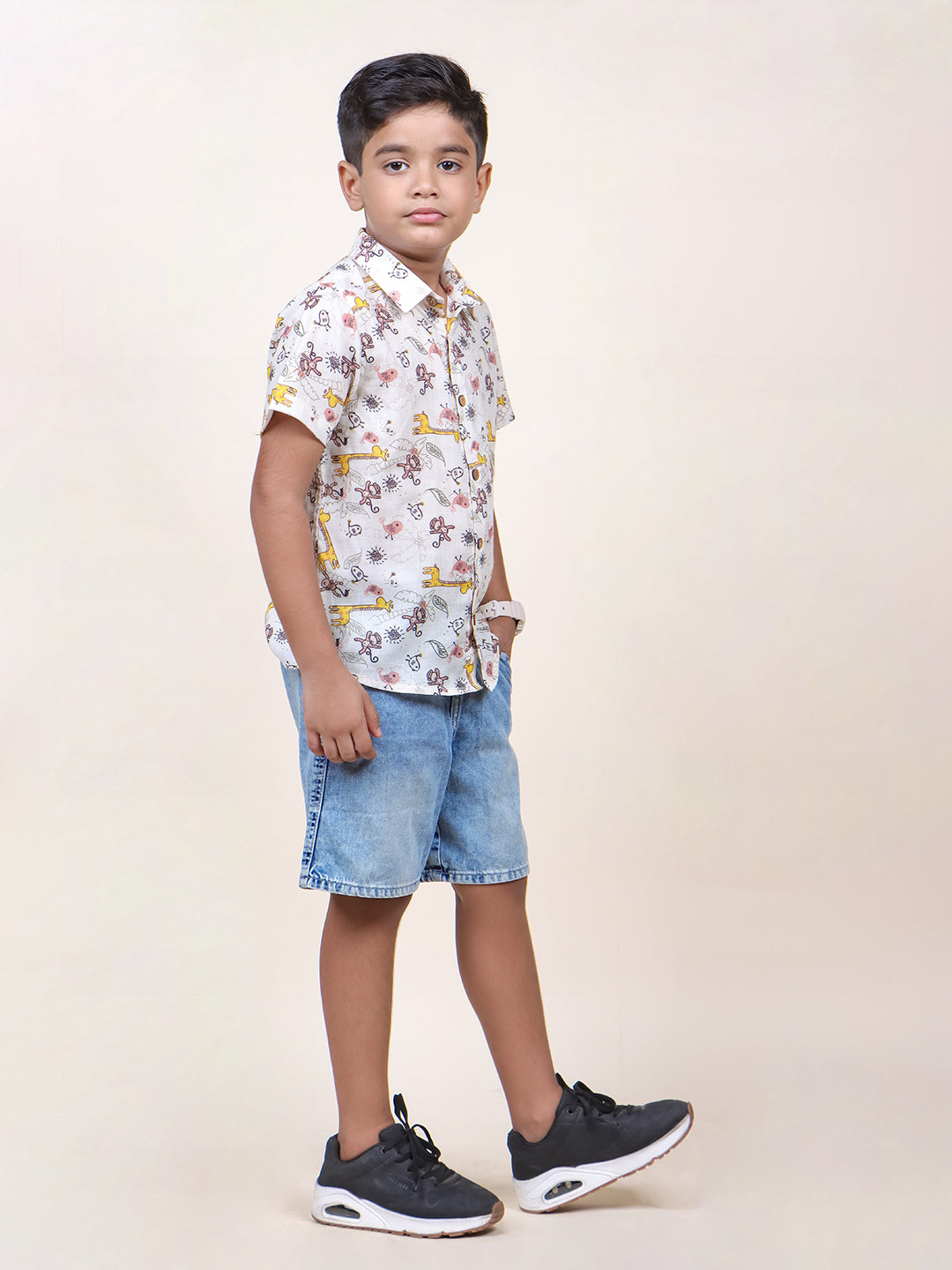 Boys Giraffe Printed Shirt