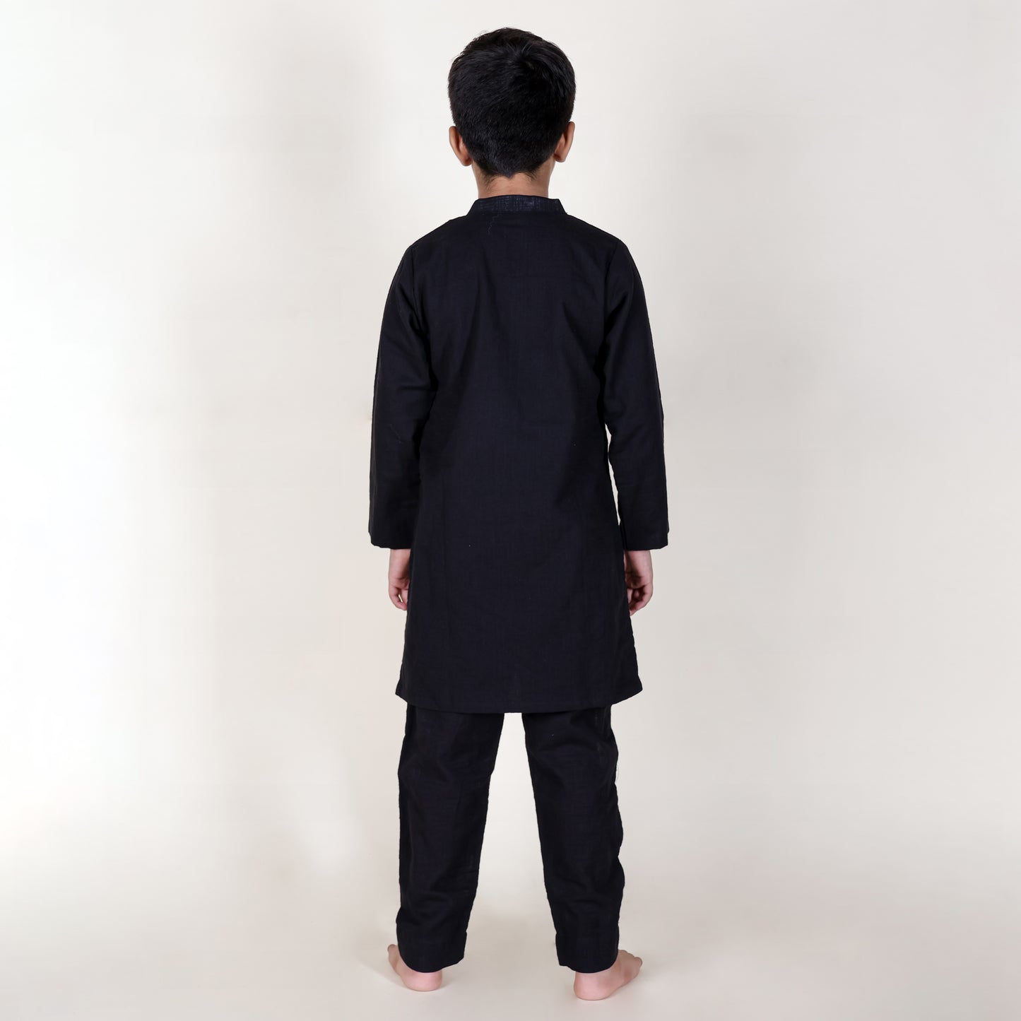 Boys Ethnic Black Hand-Mirror Kurta With Pant