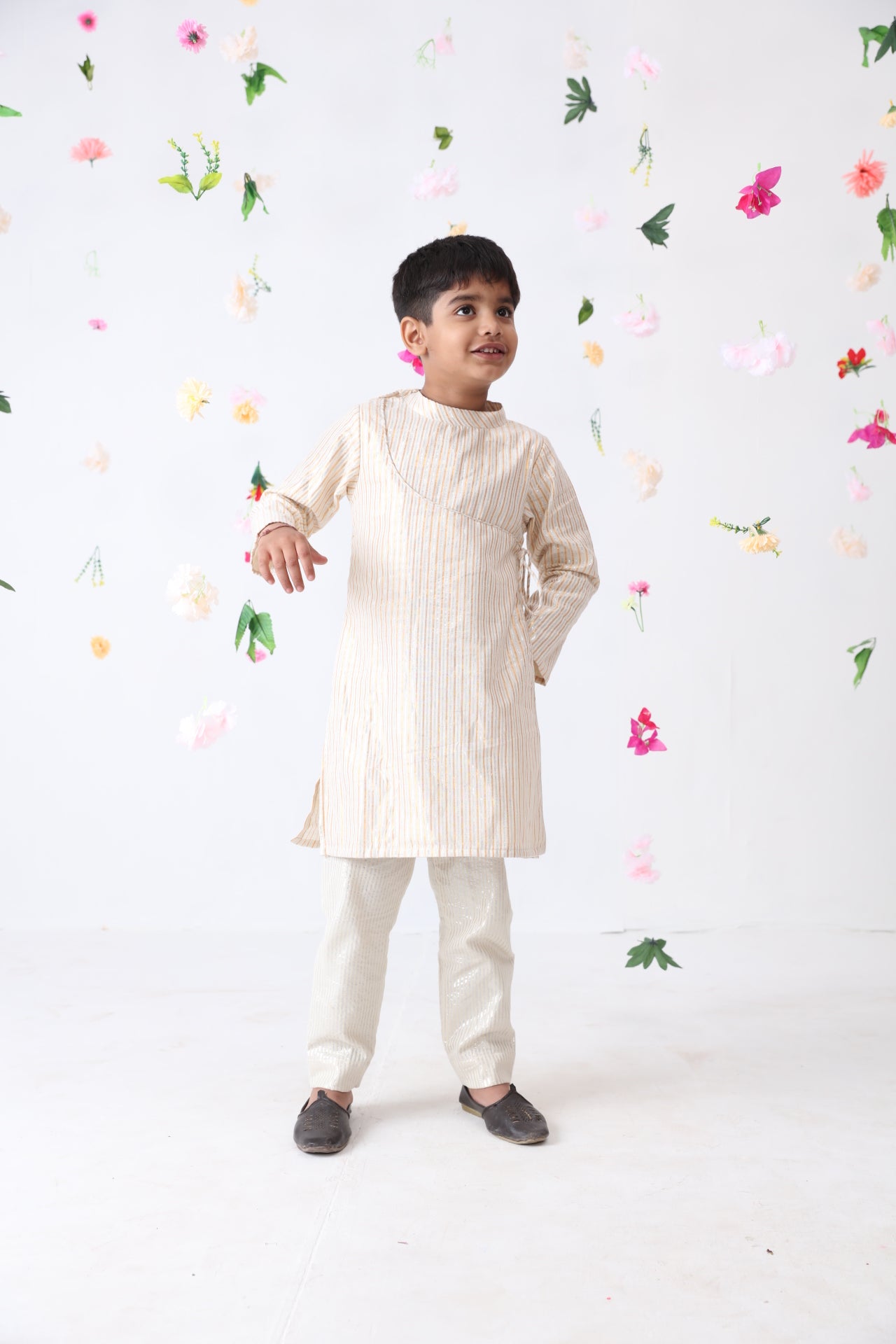 Boys Cotton Lurex Kediya Styled Kurta With Silver Striped Pant