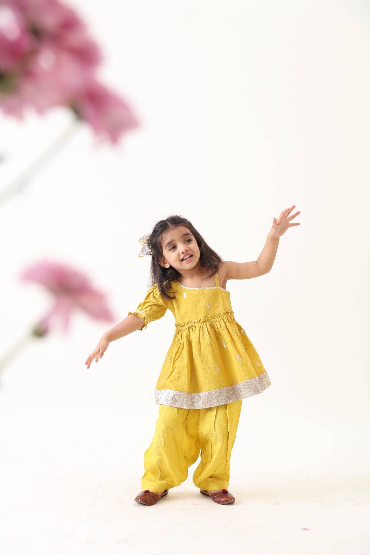 Girls Yellow Cotton Lurex Flounce Kurta Pyjama